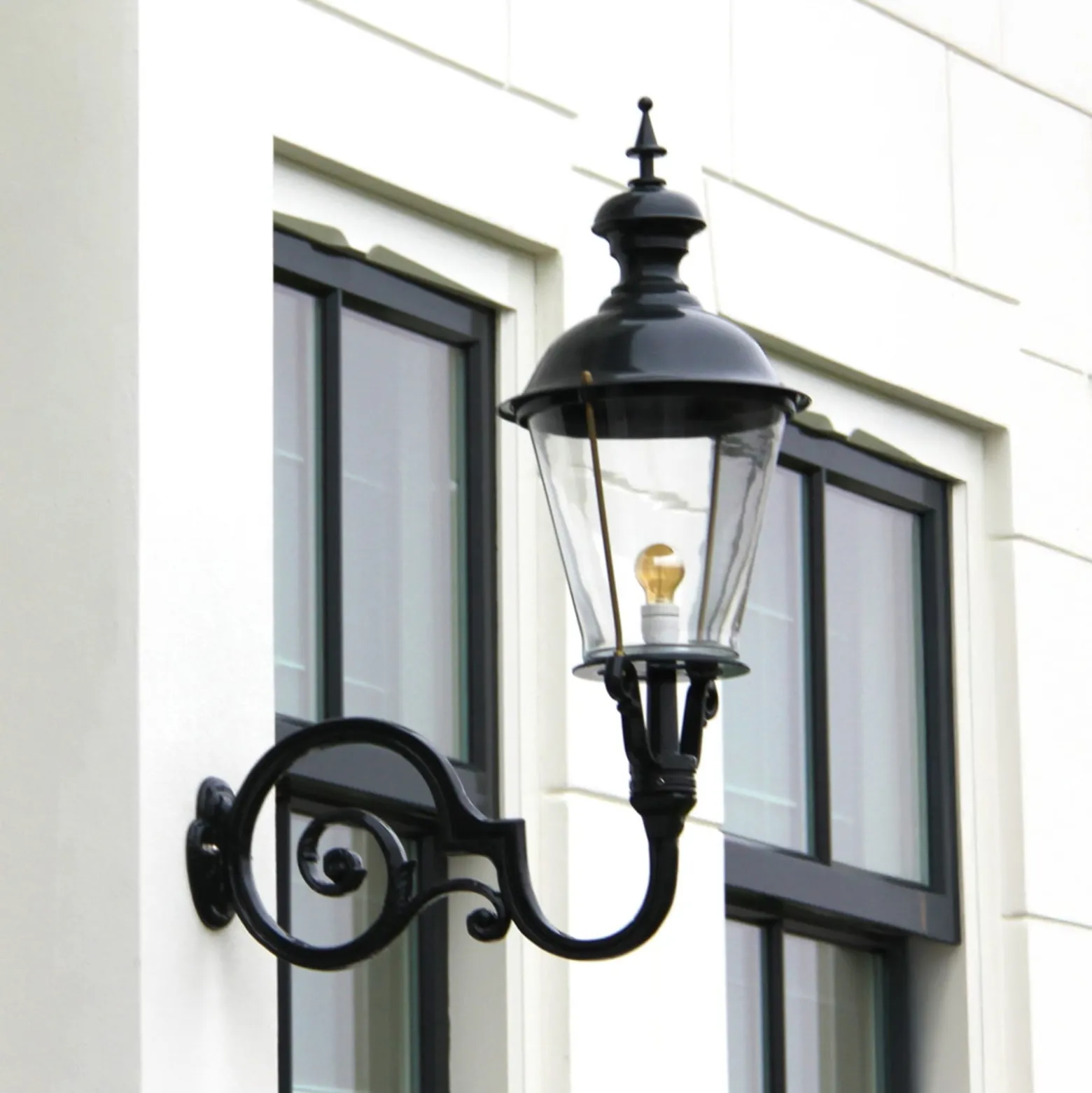 Amstel - Außenwandleuchte, schwarz