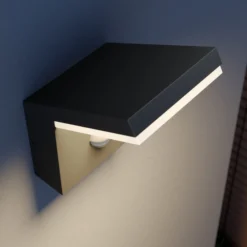 Arcchio LED-Außenwandleuchte Yolena, Sensor, anthrazit, Alu