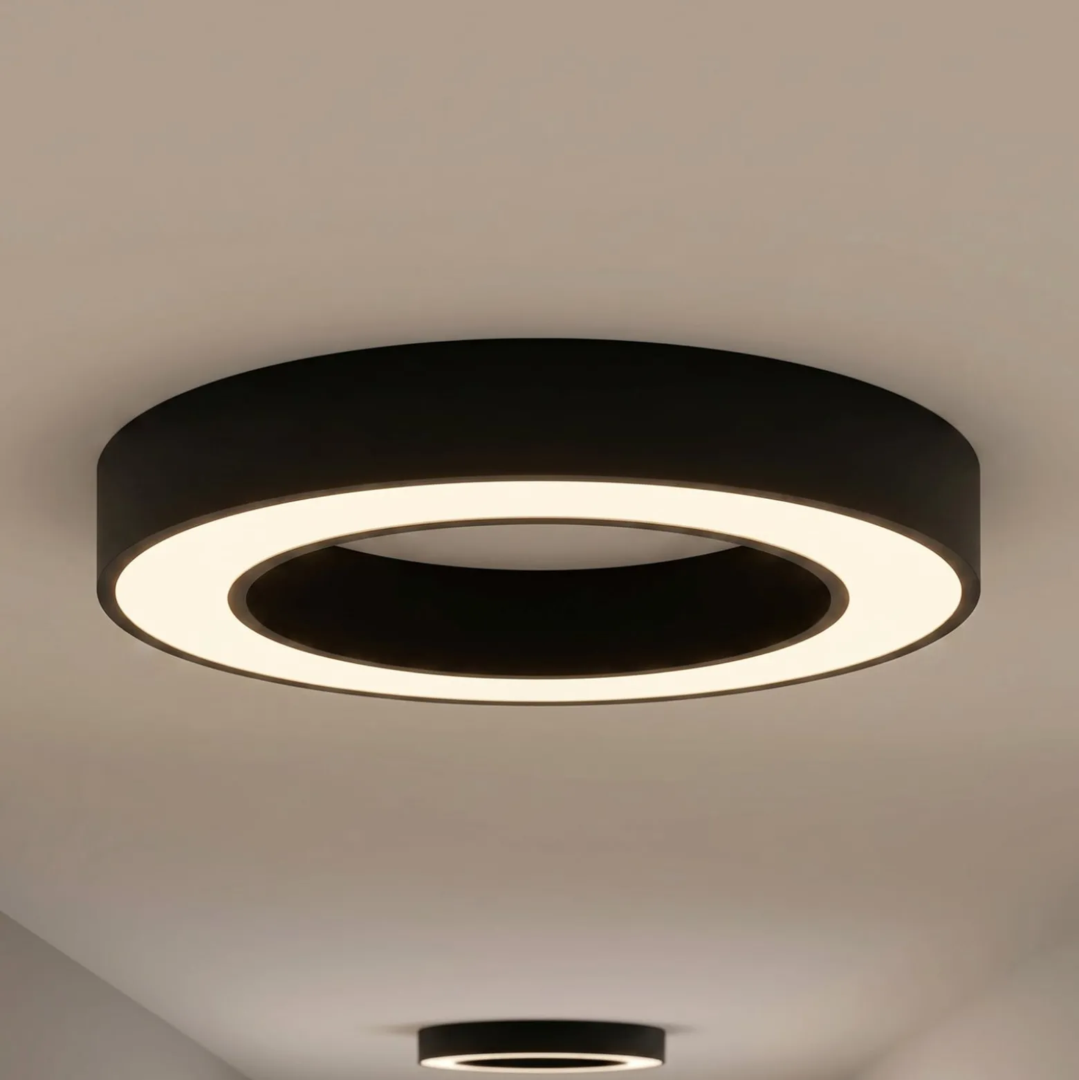 Arcchio LED-Deckenleuchte Sharelyn, Ø60 cm, schwarz, dimmbar