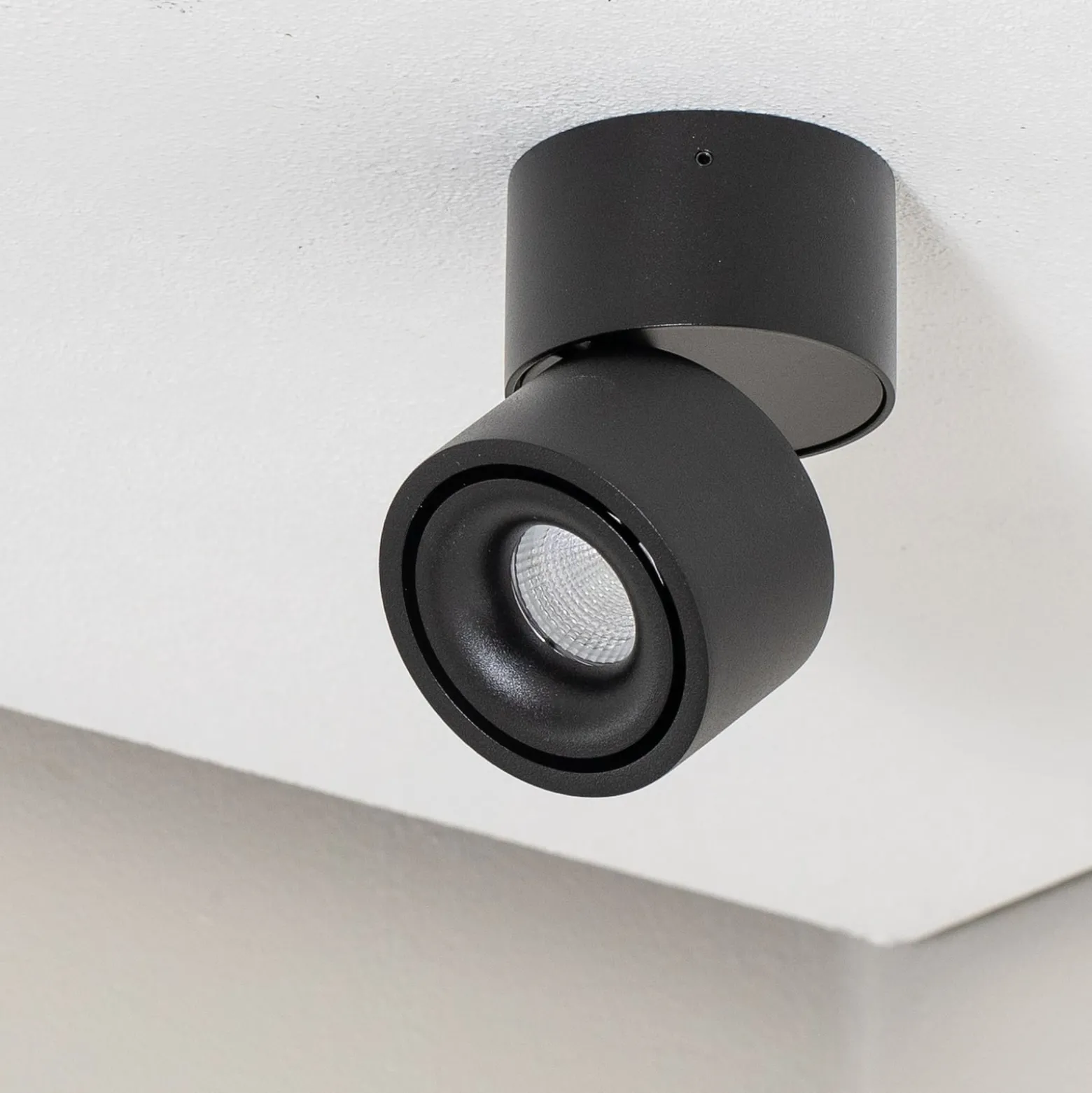 Arcchio LED-Deckenstrahler Rotari, 620lm, 1-flg., schwarz
