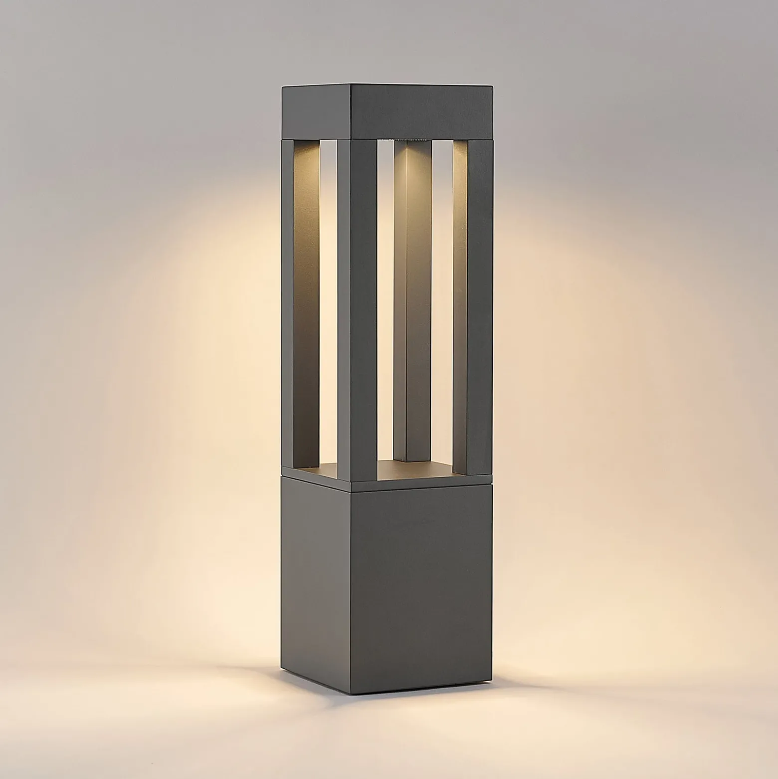 Arcchio LED-Pollerleuchte Lienna, 60 cm, grau, Metall, IP65