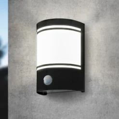 Außenwandlampe Cerno mit Bewegungsmelder, schwarz