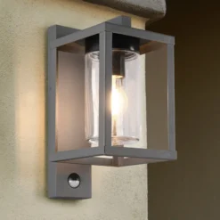 Außenwandlampe Lunga mit Bewegungsmelder