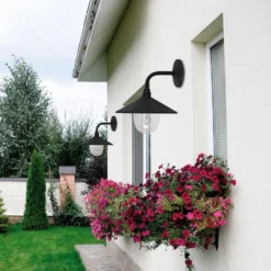 Außenwandlampe Pilos