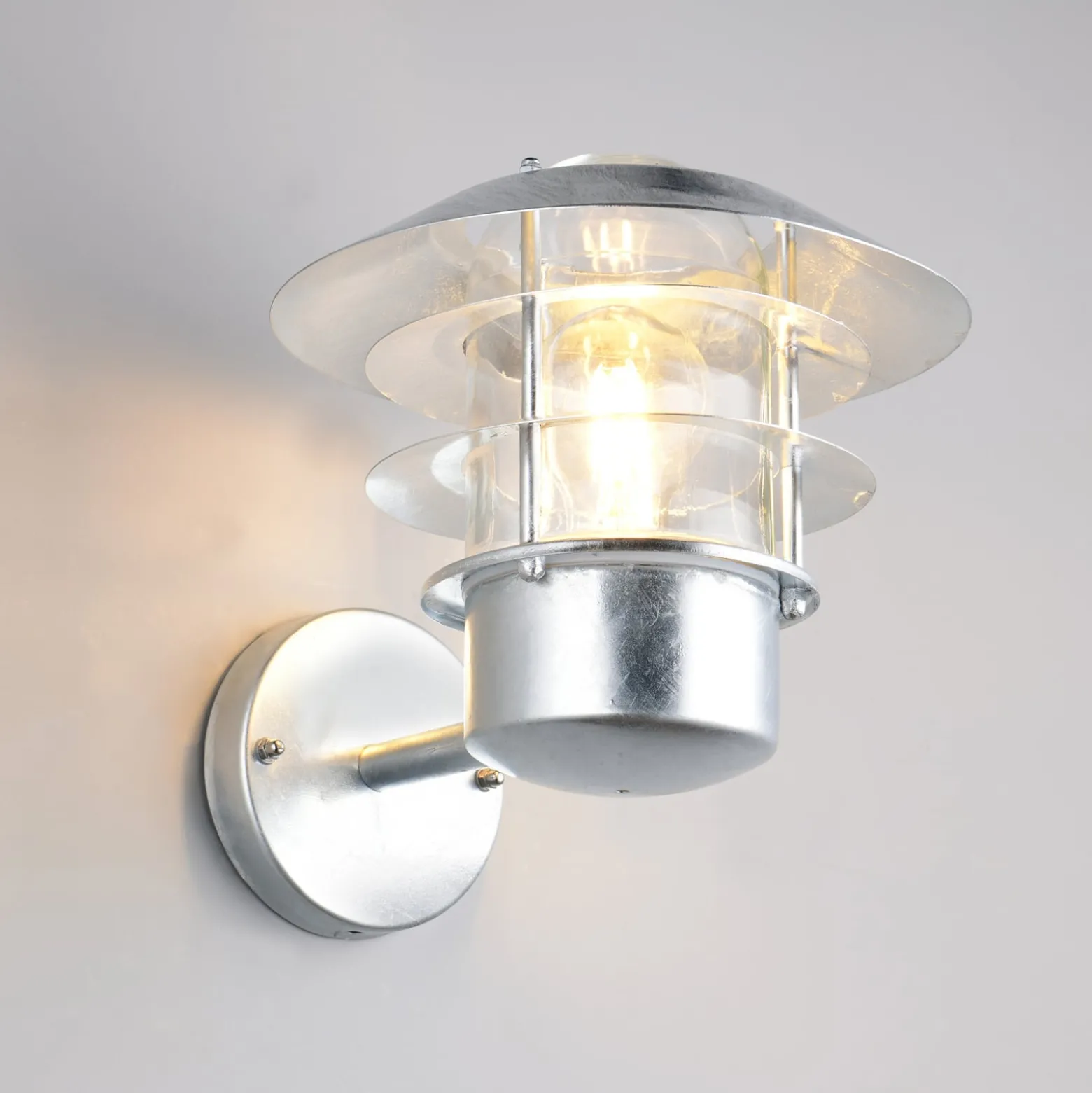 Außenwandlampe Ruvuuma zinkfarben Ø 22 cm aufwärts gerichtet