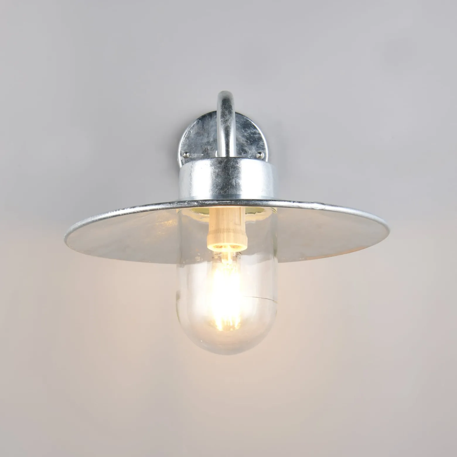 Außenwandlampe Tana, zinkfarben, Ausladung 41 cm Metall IP44
