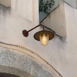 Außenwandleuchte Provence in Rostbraun