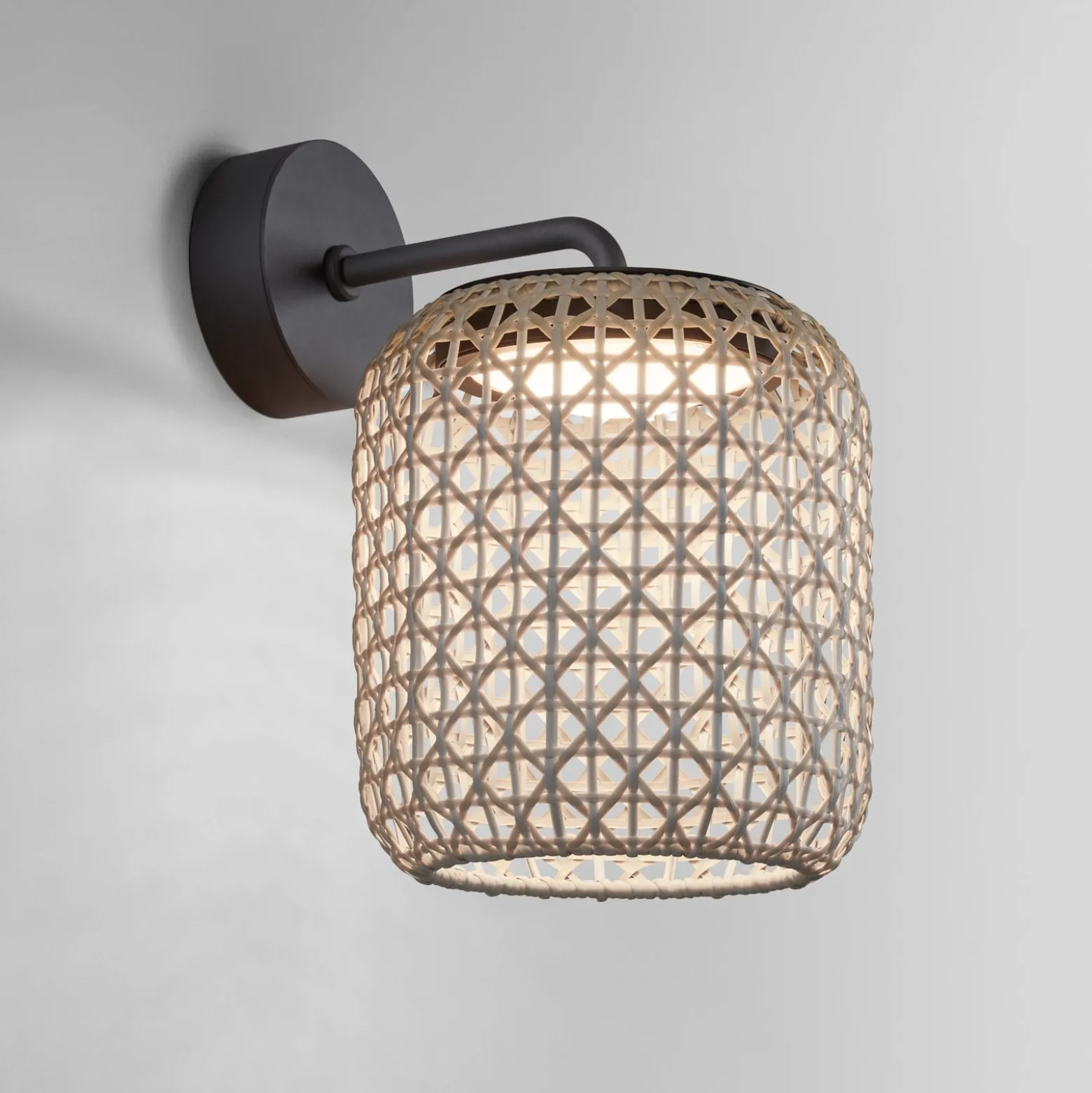 Bover Nans A LED-Außenwandleuchte, beige, Ø 21,6cm