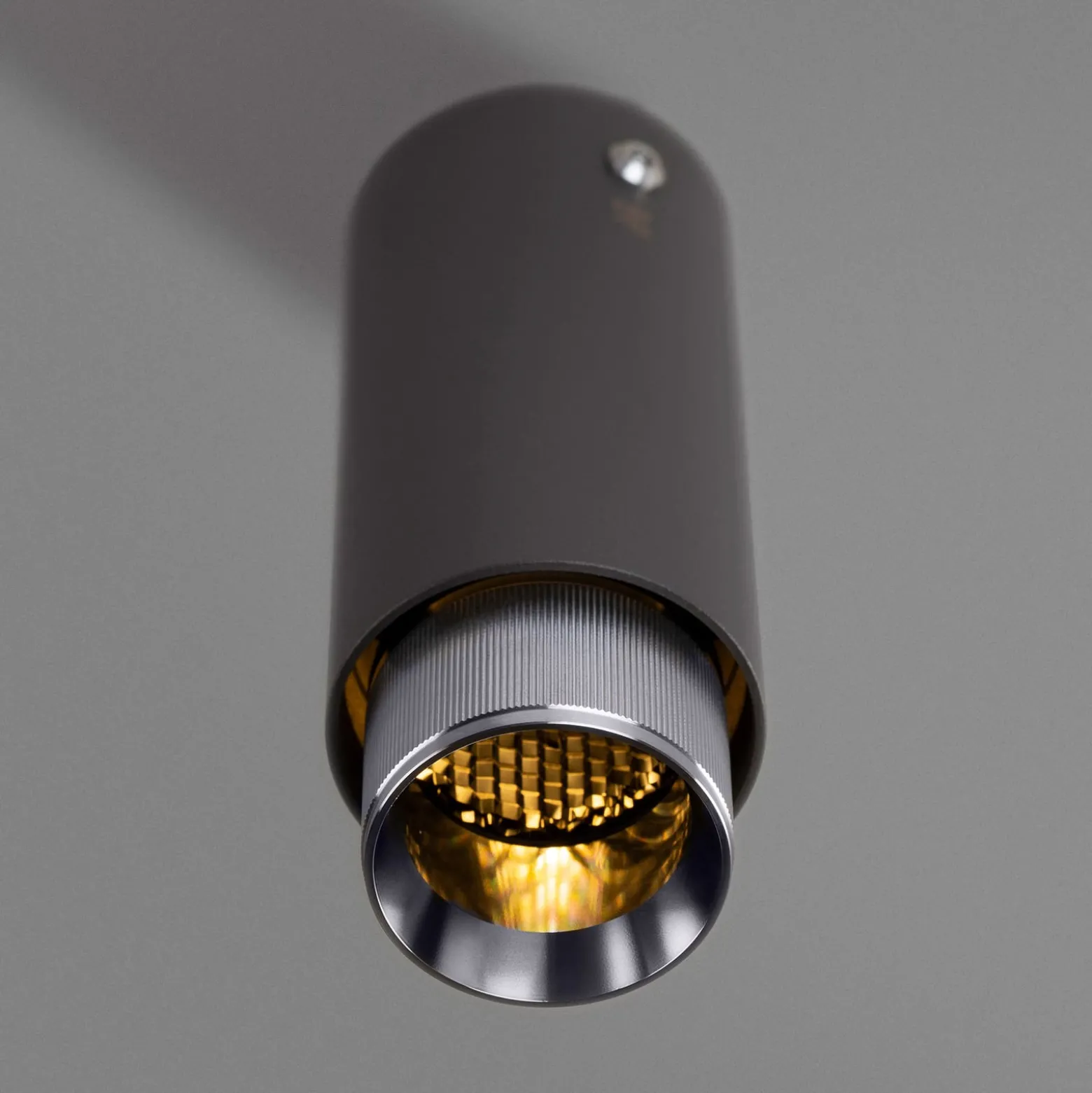 Buster + Punch Exhaust Surface fix grafit/stahl