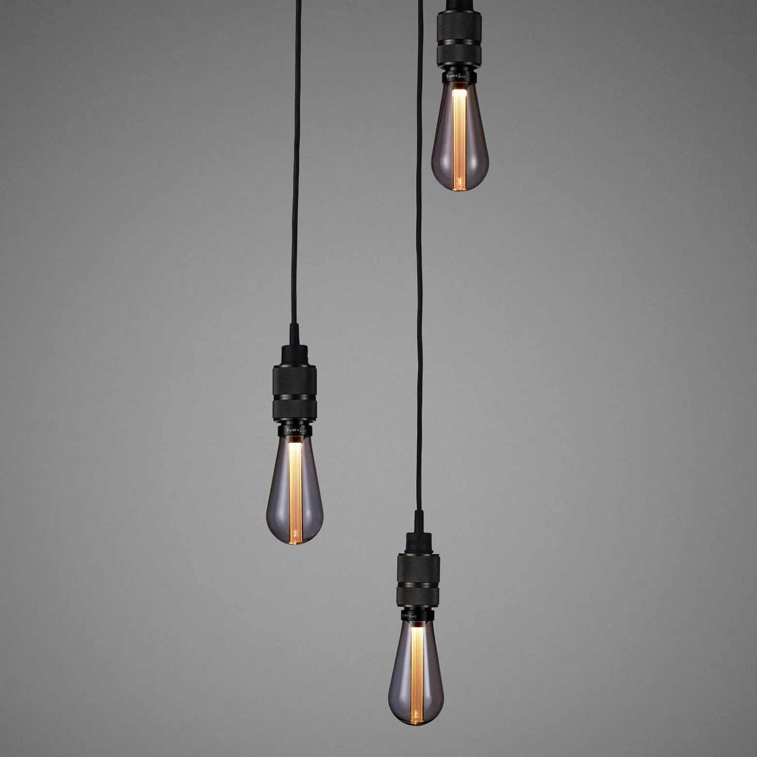 Buster + Punch Hooked 3.0 nude Pendellampe bronze