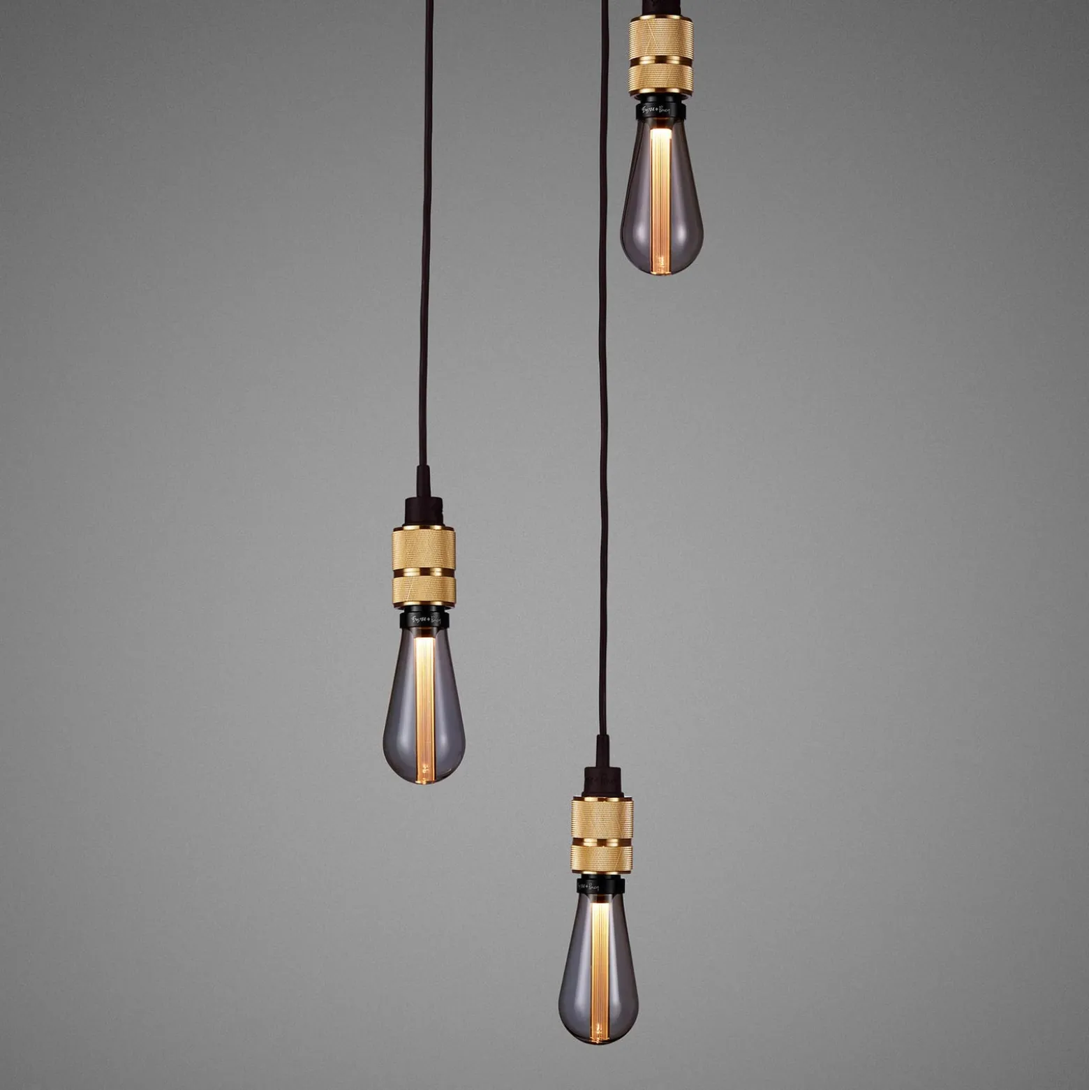 Buster + Punch Hooked 3.0 nude Pendellampe messing