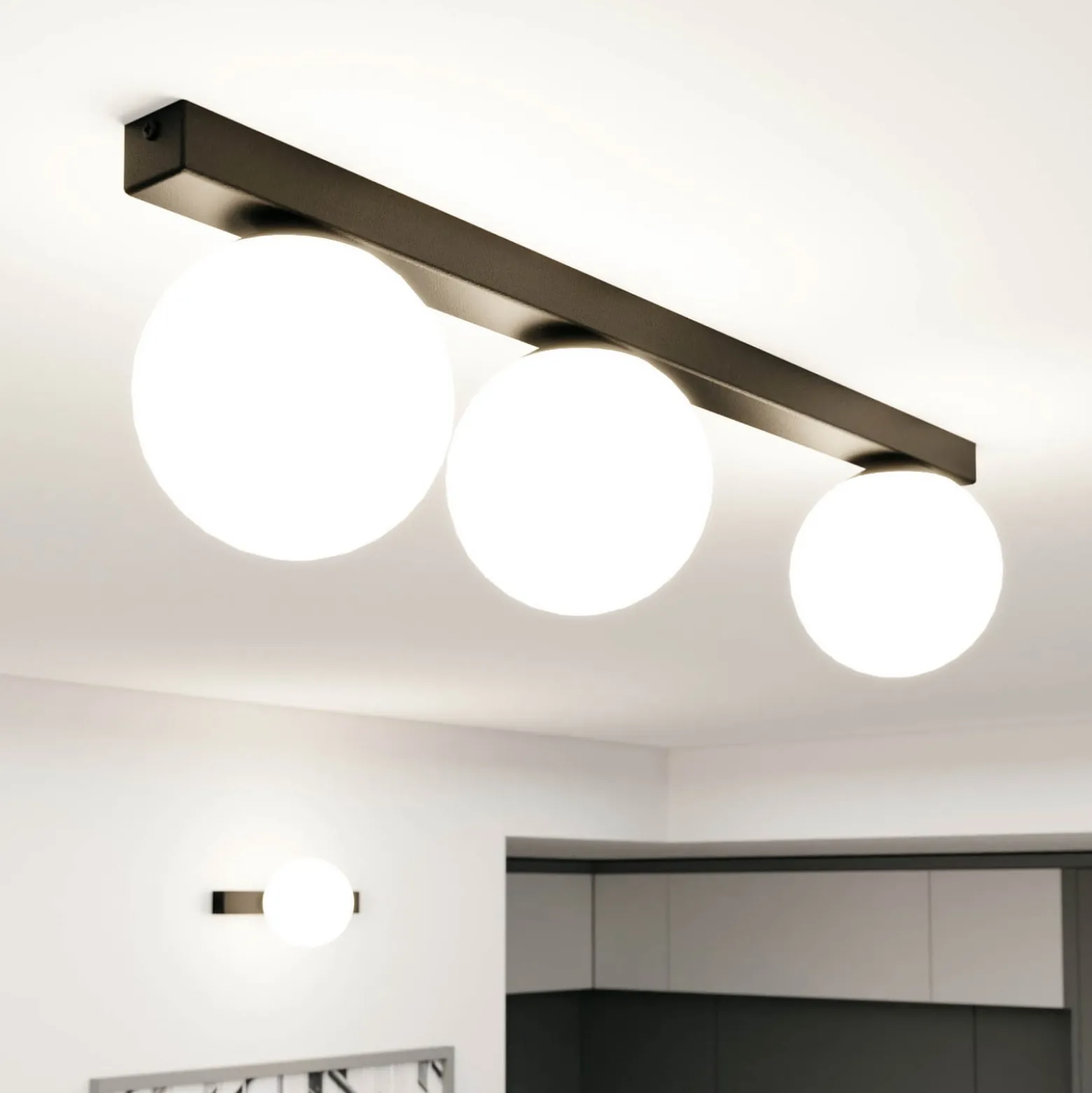 Deckenlampe Fit, schwarz/opal, dreiflammig