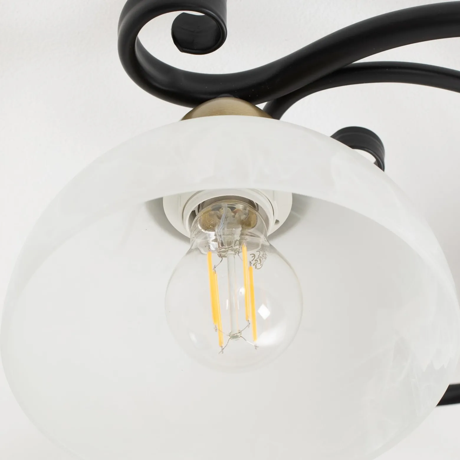 Deckenlampe Flora, 3 Glasschirme, schwarz/messing