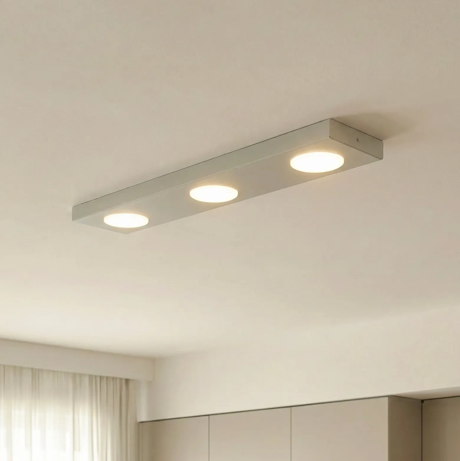 Deckenlampe Hero grau-beige, 55 x 12 cm, 3-fl., Metall GX53