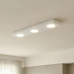 Deckenlampe Hero, weiß, 55 x 12 cm, 3-fl., Metall, GX53