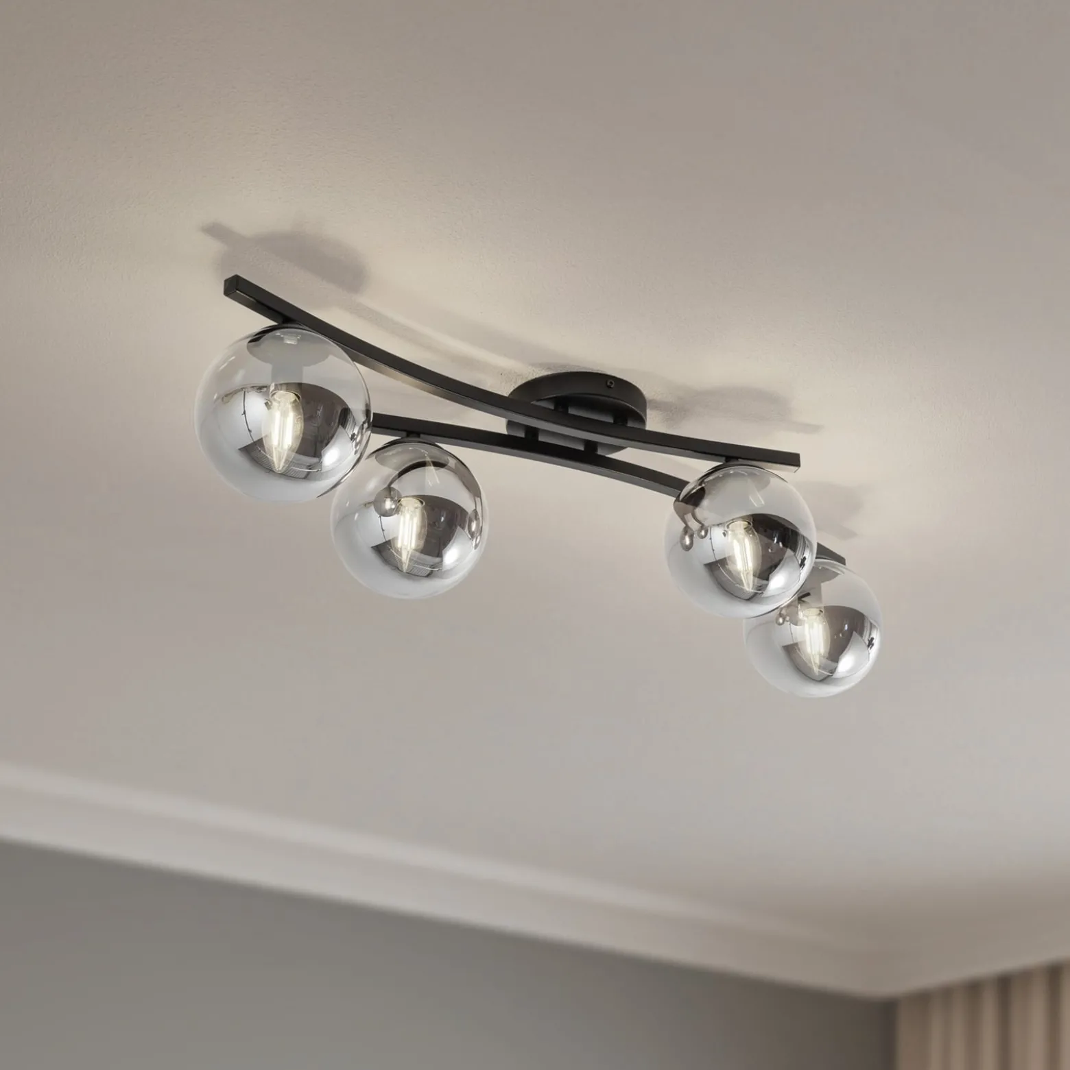 Deckenlampe Opus, Länge 84 cm, rauchgrau/schwarz, 4-flg.
