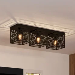 Deckenlampe Piedritas, drei schwarze Quaderschirme