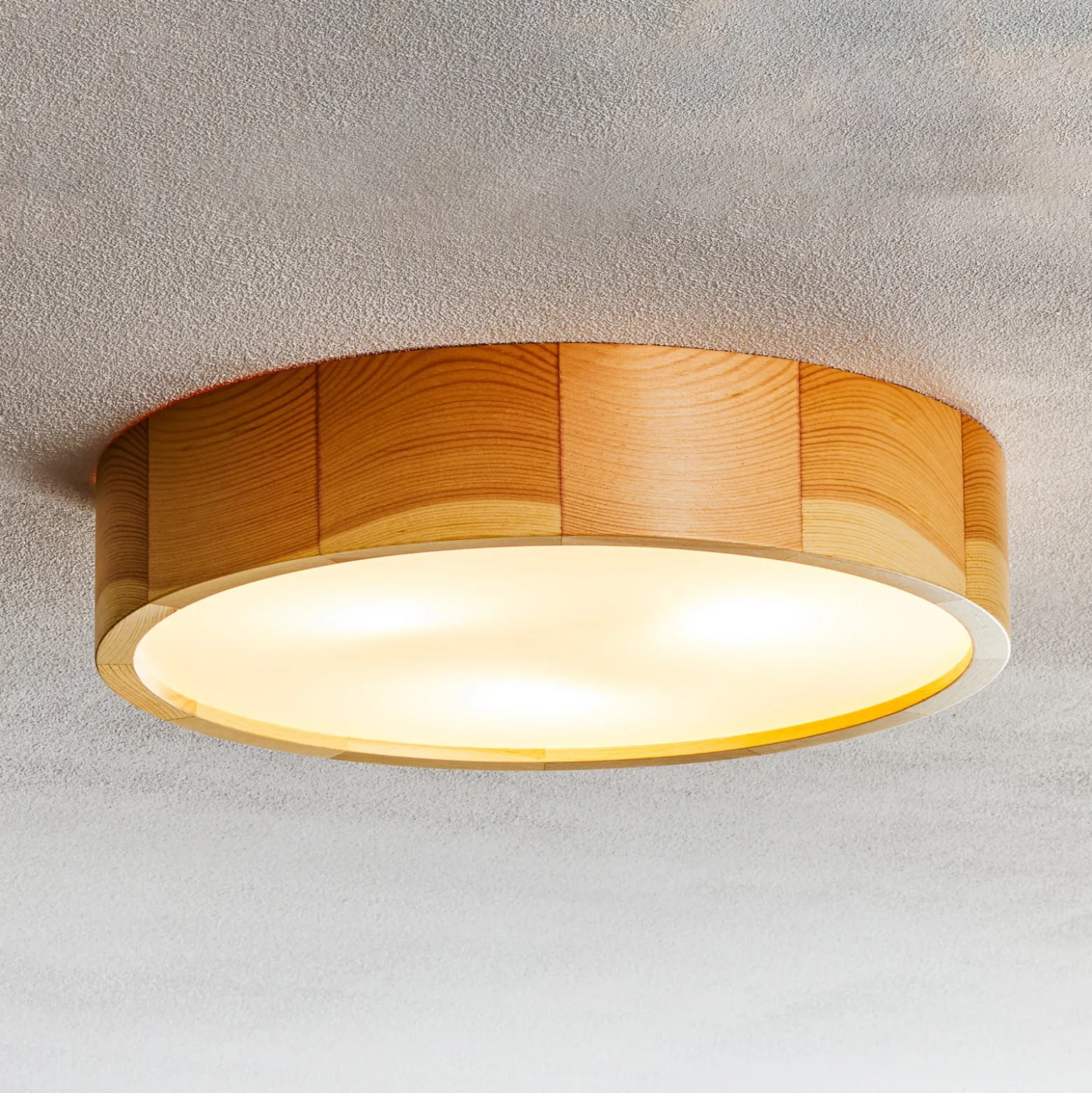 Deckenleuchte Cleo, Ø 37,5cm, Kiefernholz, E27