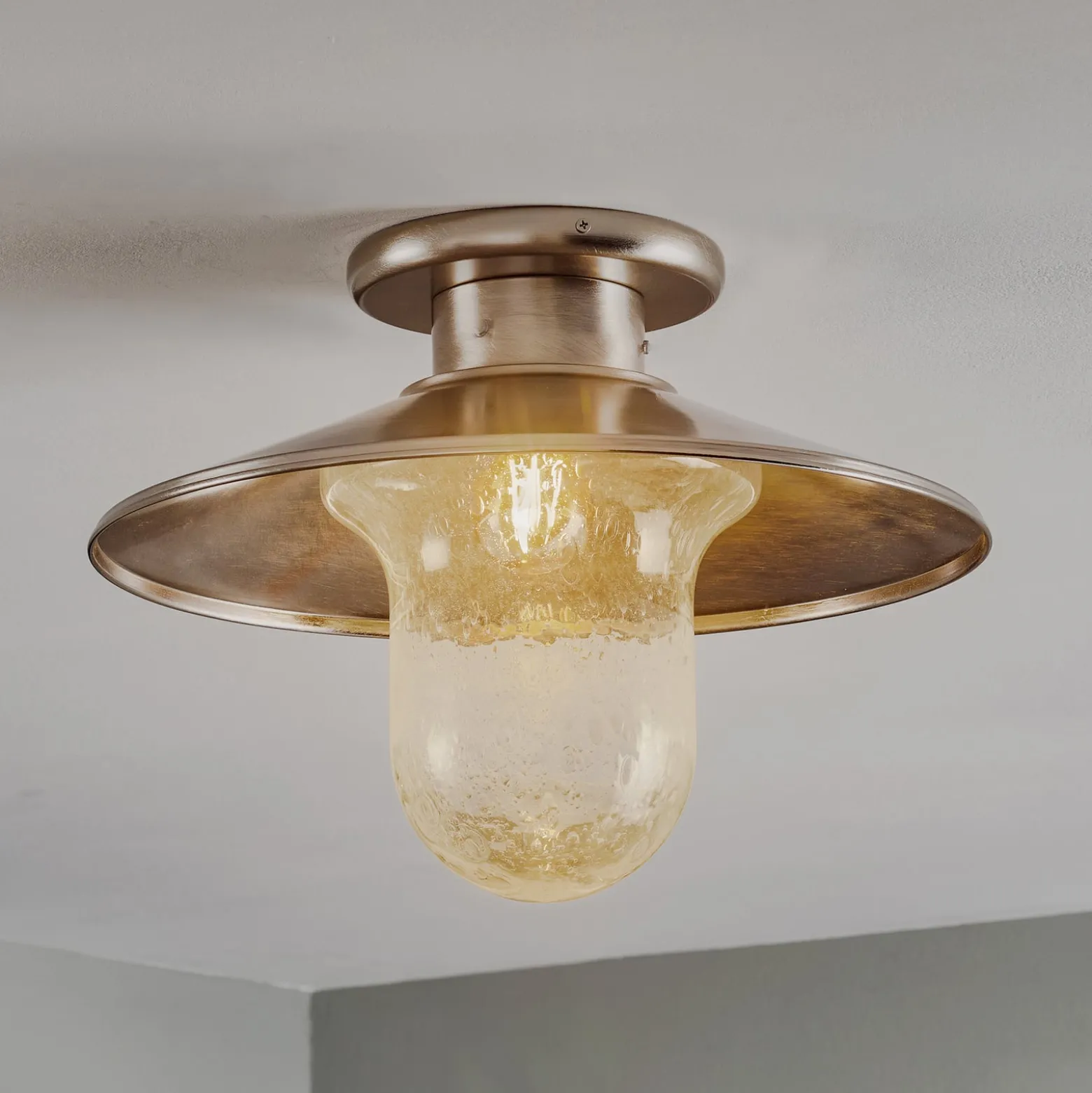 Deckenleuchte Maestrale mit klarem Glasschirm