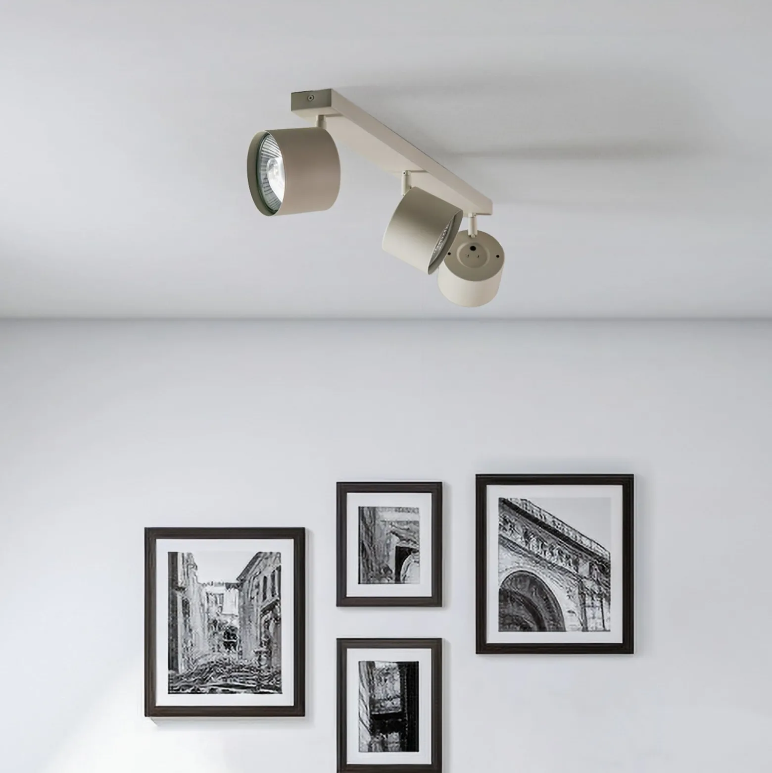 Deckenspot Chloe verstellbar dreiflammig, beige