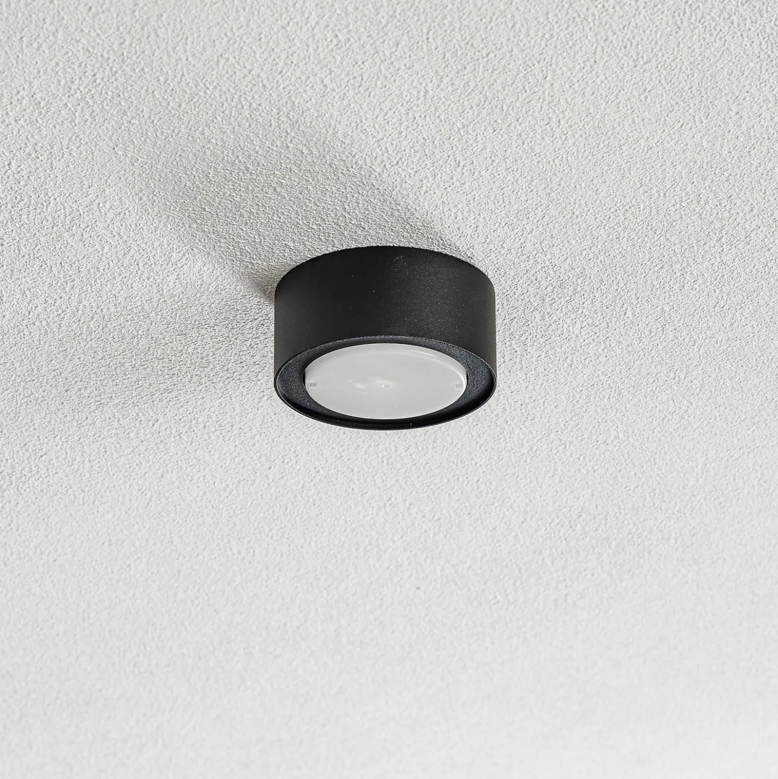 Deckenspot Flea aus Stahl, schwarz