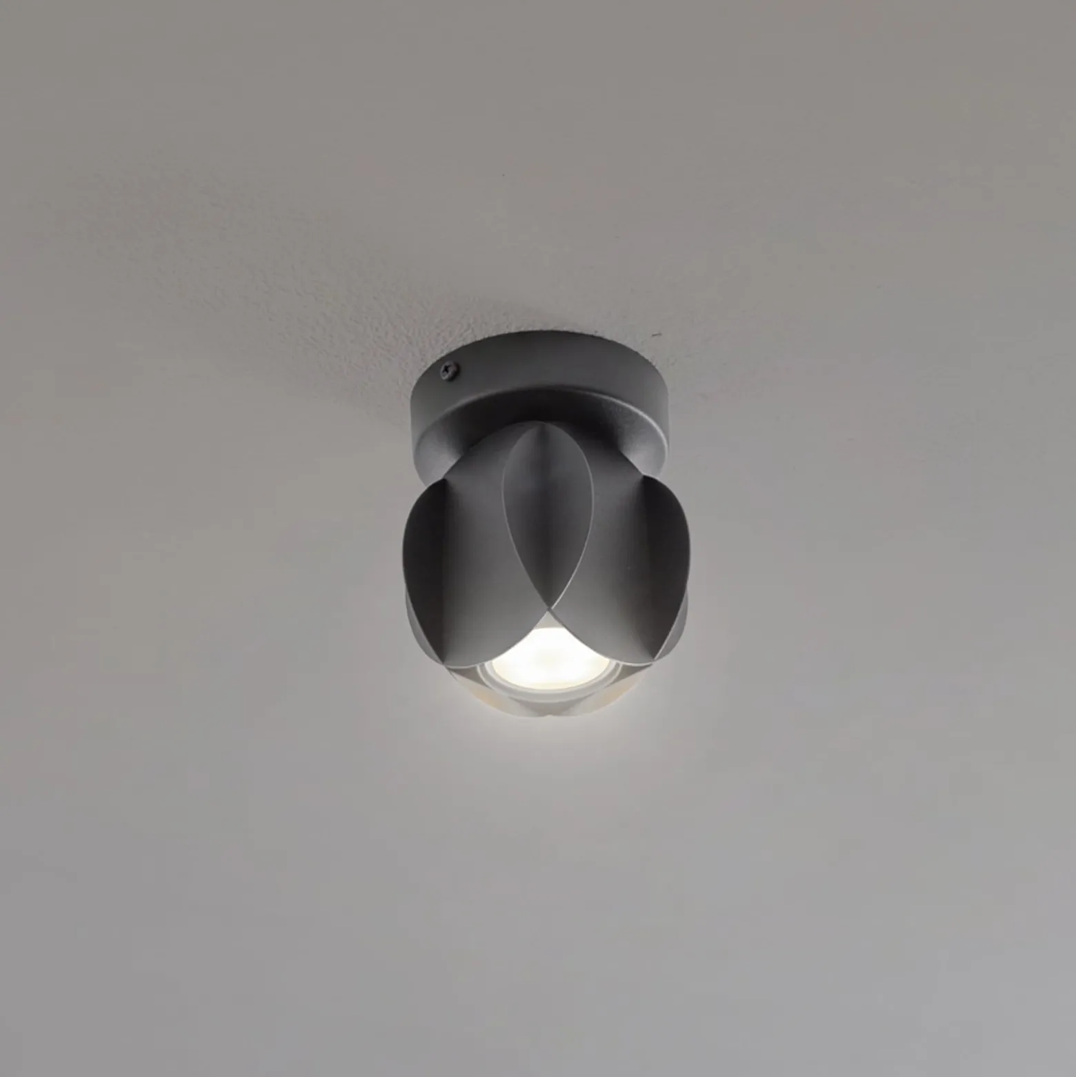 Deckenspot GAMBIT, schwarz, Ø 10 cm, Metall, GU10-LED