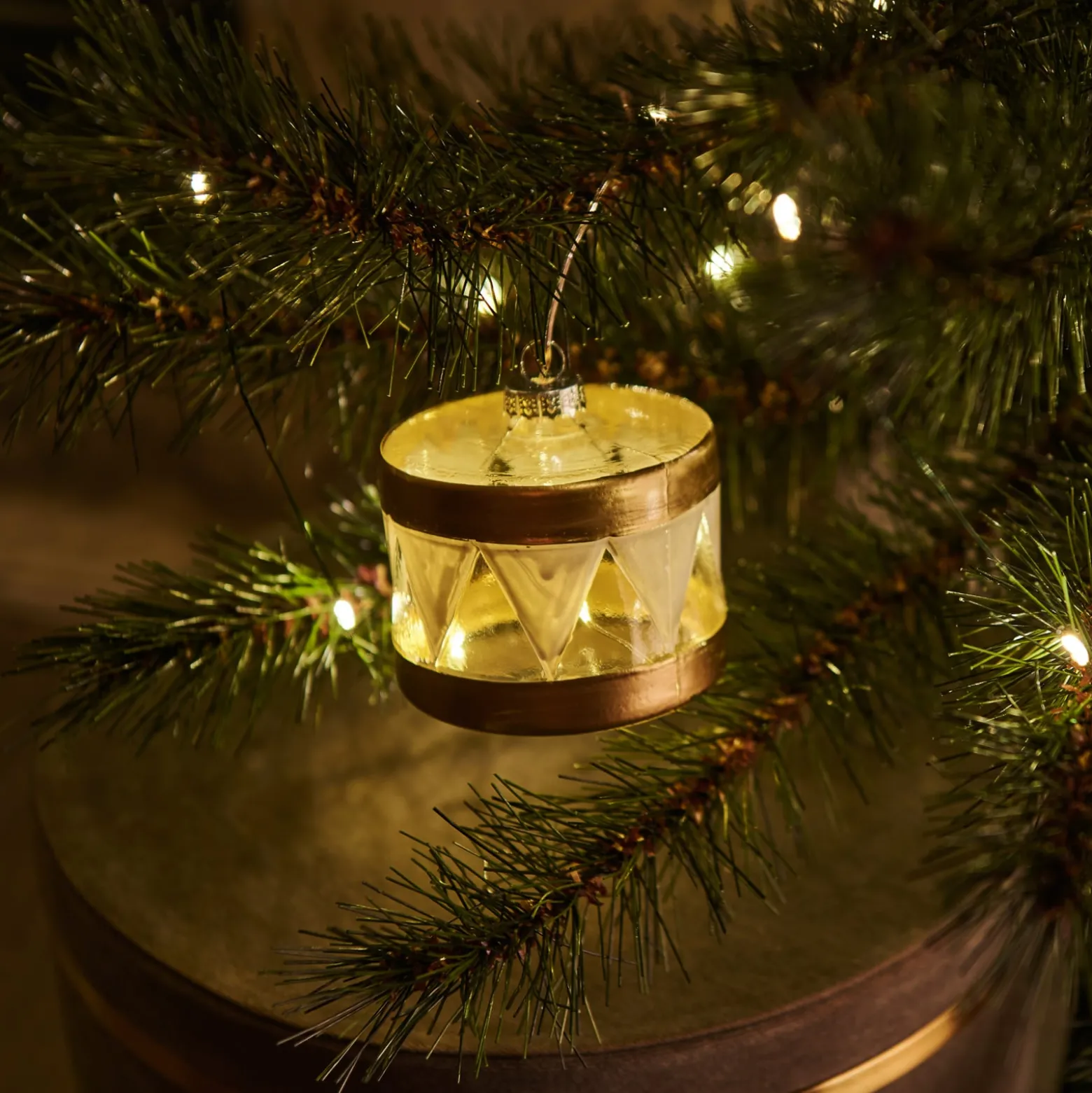 Deko-Anhänger Elly mit LED, Ø 7 cm, gold