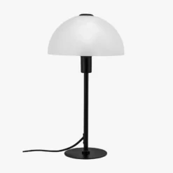 Dyberg Larsen Jazz Tischleuchte, opal/schwarz