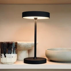 Dyberg Larsen LED-Akku-Tischlampe Starlight, schwarz, Metall