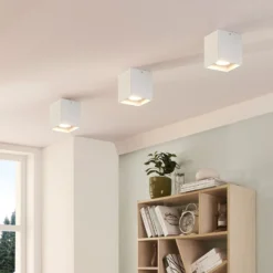 Eckiges Aufbau-Downlight Carson in Weiß