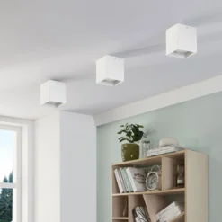 Eckiges Aufbau-Downlight Carson in Weiß