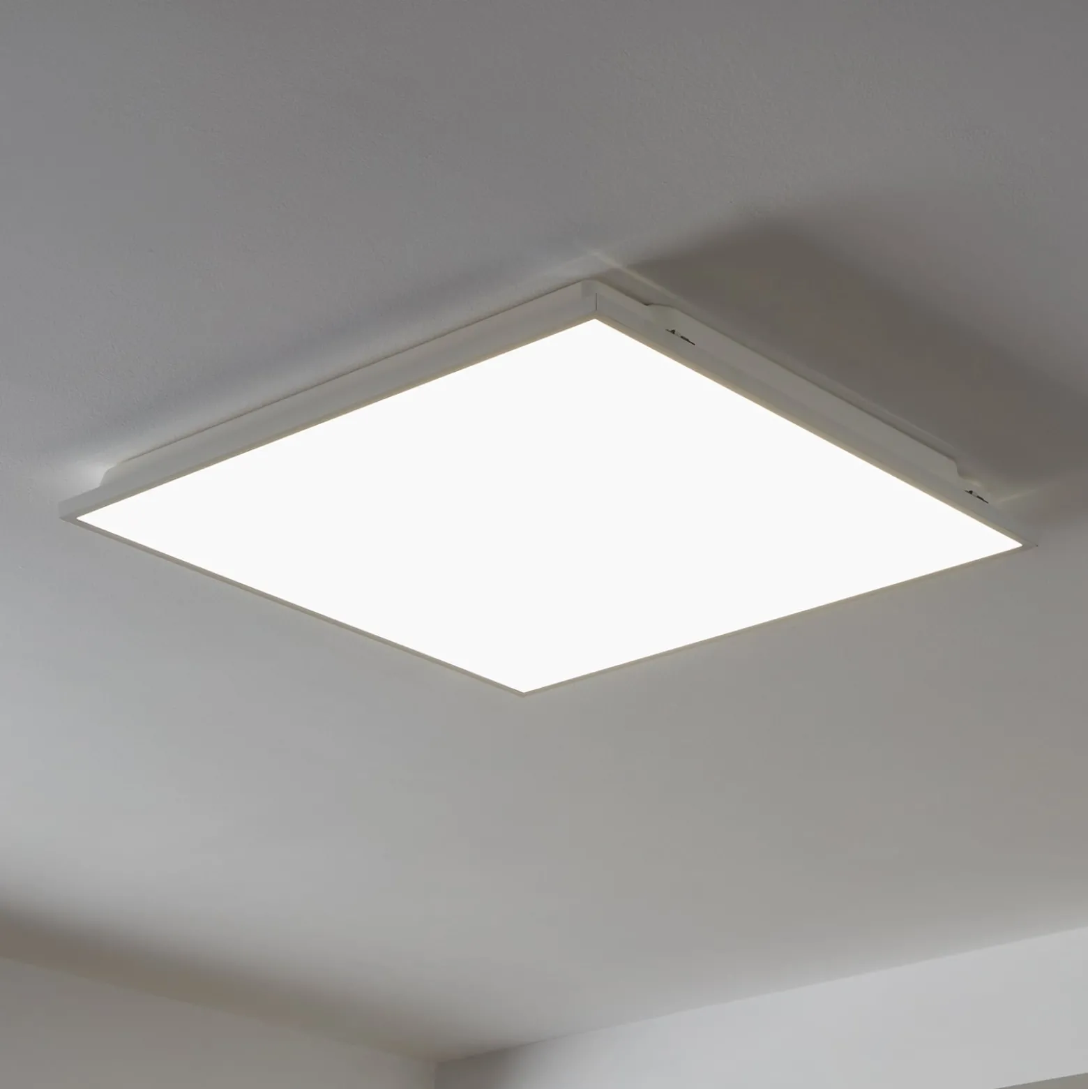 EGLO connect Herrora-Z Deckenlampe weiß, 59x59cm