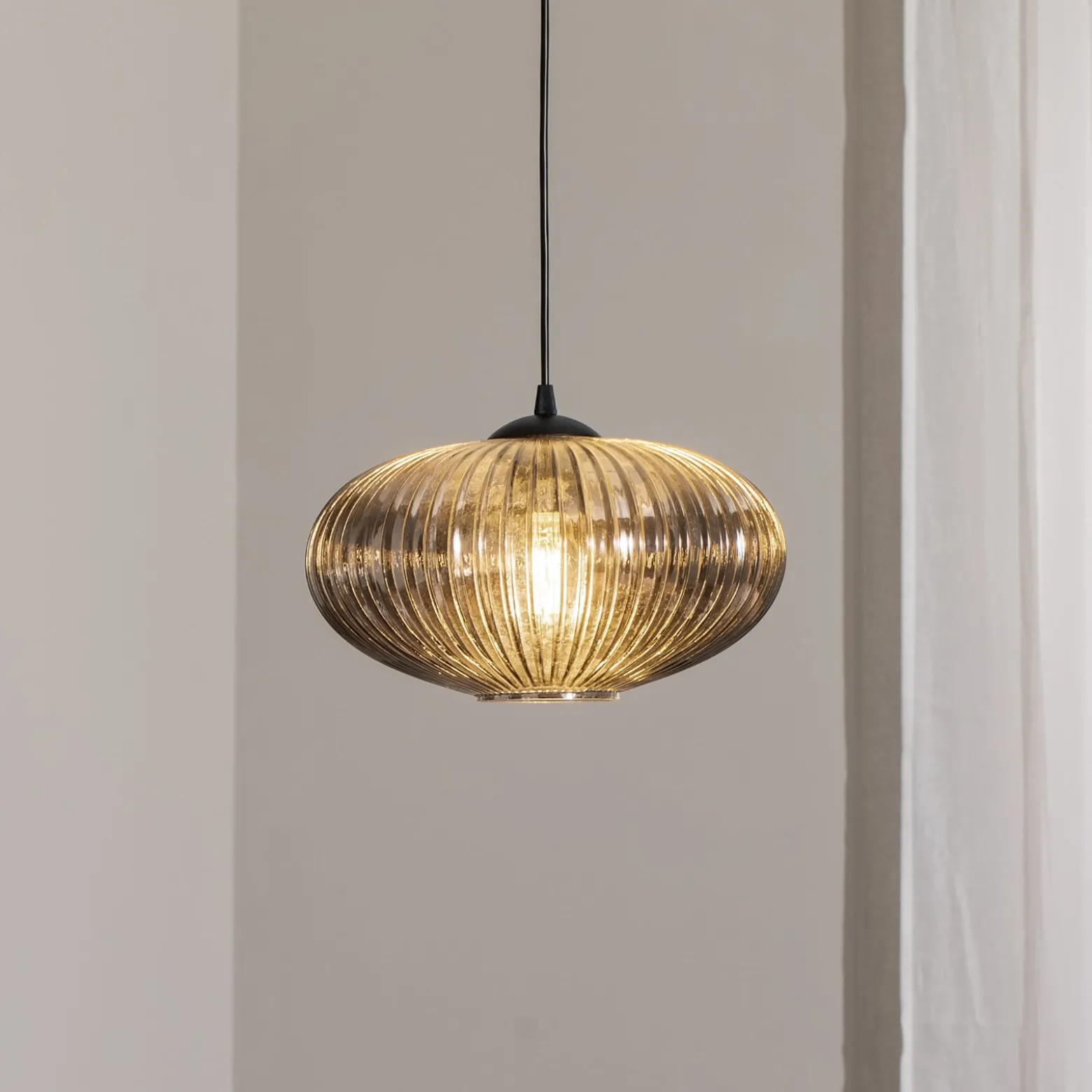 Esszimmerlampe Coco, Ø 30 cm, schwarz/rauchgrau, Glas