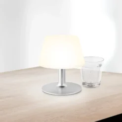 EVA Solo SunLight LED-Solar-Tischleuchte 16cm opal