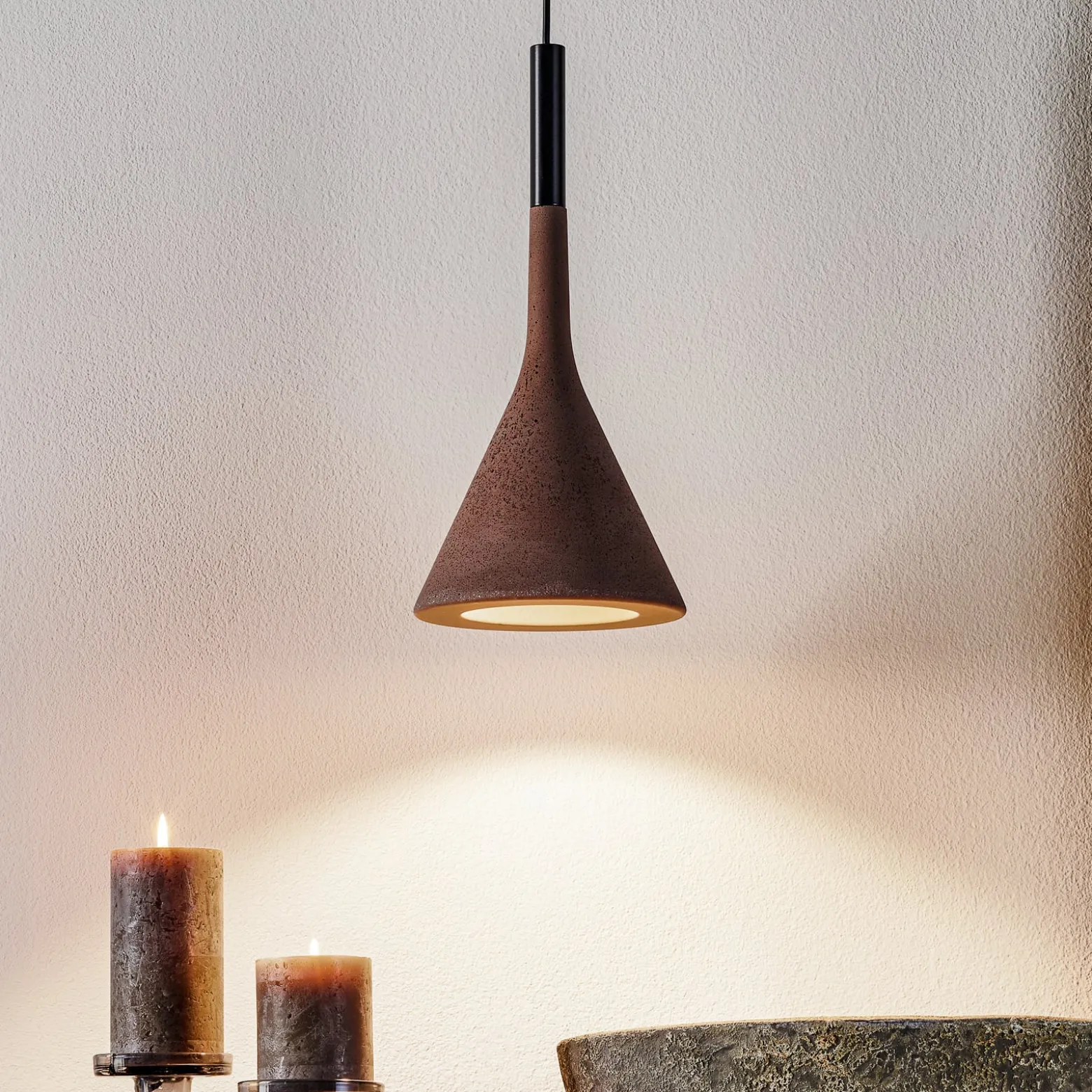 Foscarini Aplomb Hängeleuchte GU10 aus Beton braun