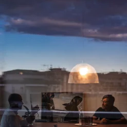 Foscarini Bump Pendelleuchte weiß gefrostet