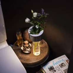 Foscarini LED-Akku-Tischleuchte Fleur, salbeigrün