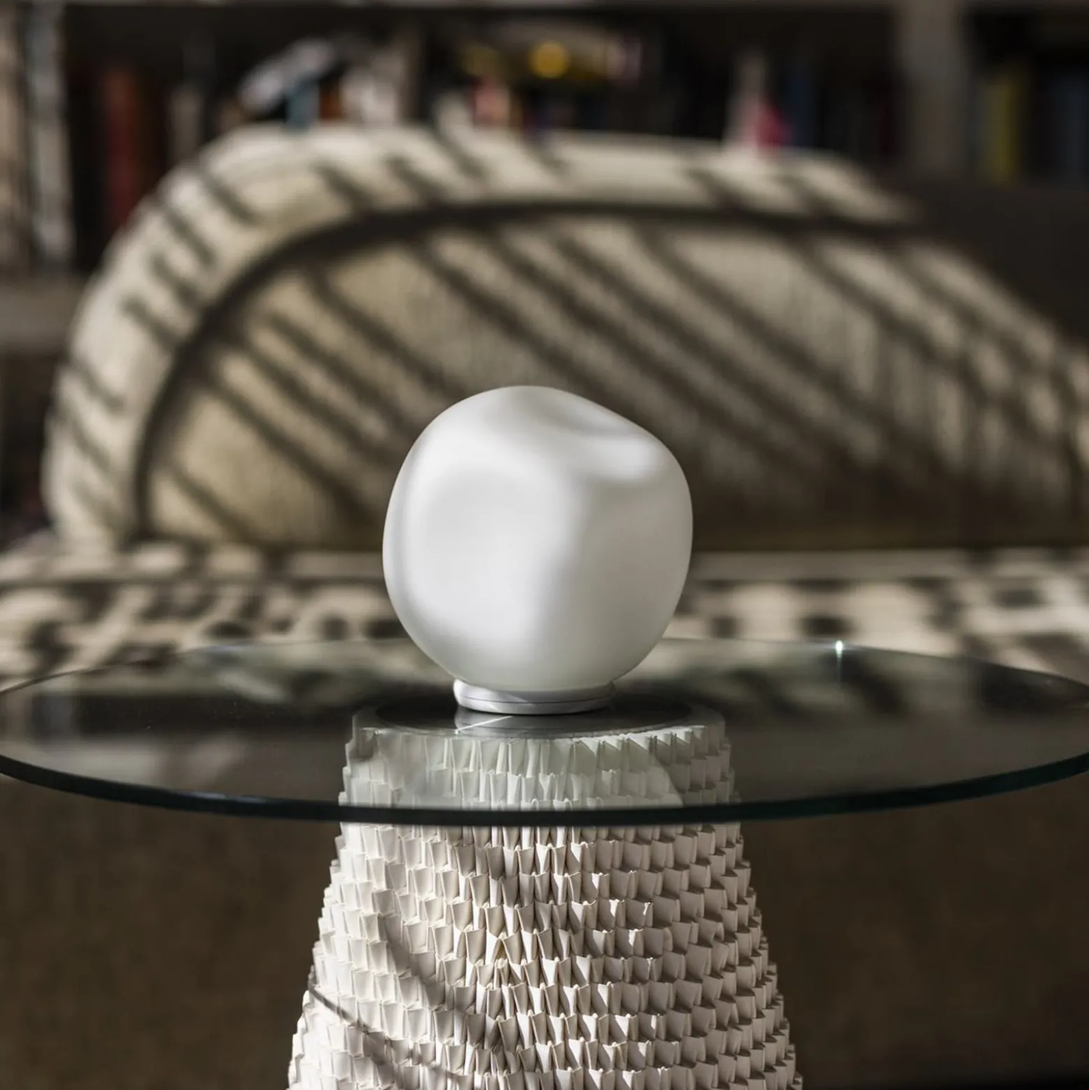 Foscarini Tischleuchte Hoba Piccola, Ø 13 cm, dimmbar, Glas