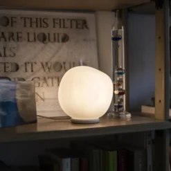 Foscarini Tischleuchte Hoba Piccola, Ø 13 cm, ein/aus, Glas