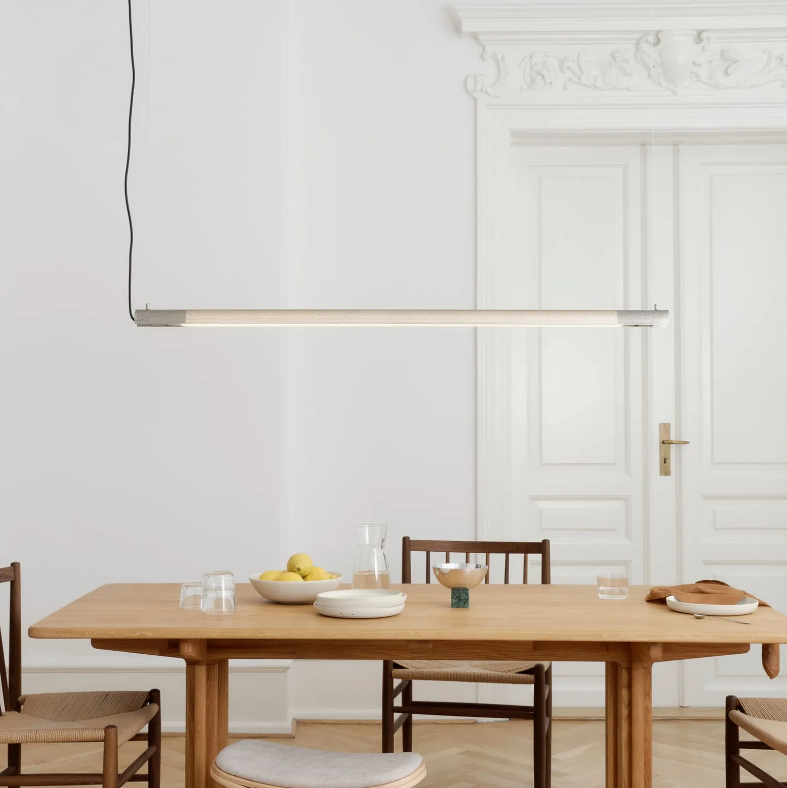 GEJST Hängeleuchte Radent, stahlgrau, Länge 138 cm, G13 LED