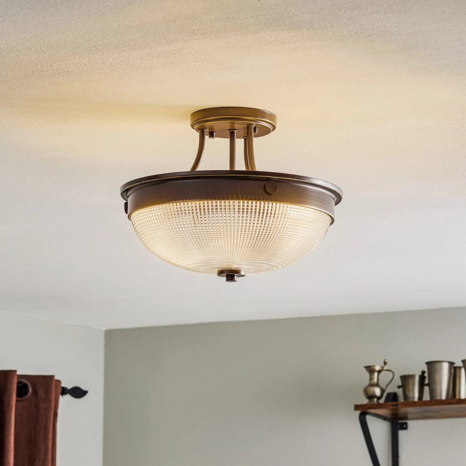 Glas-Deckenleuchte Mantle mit Bronze-Finish