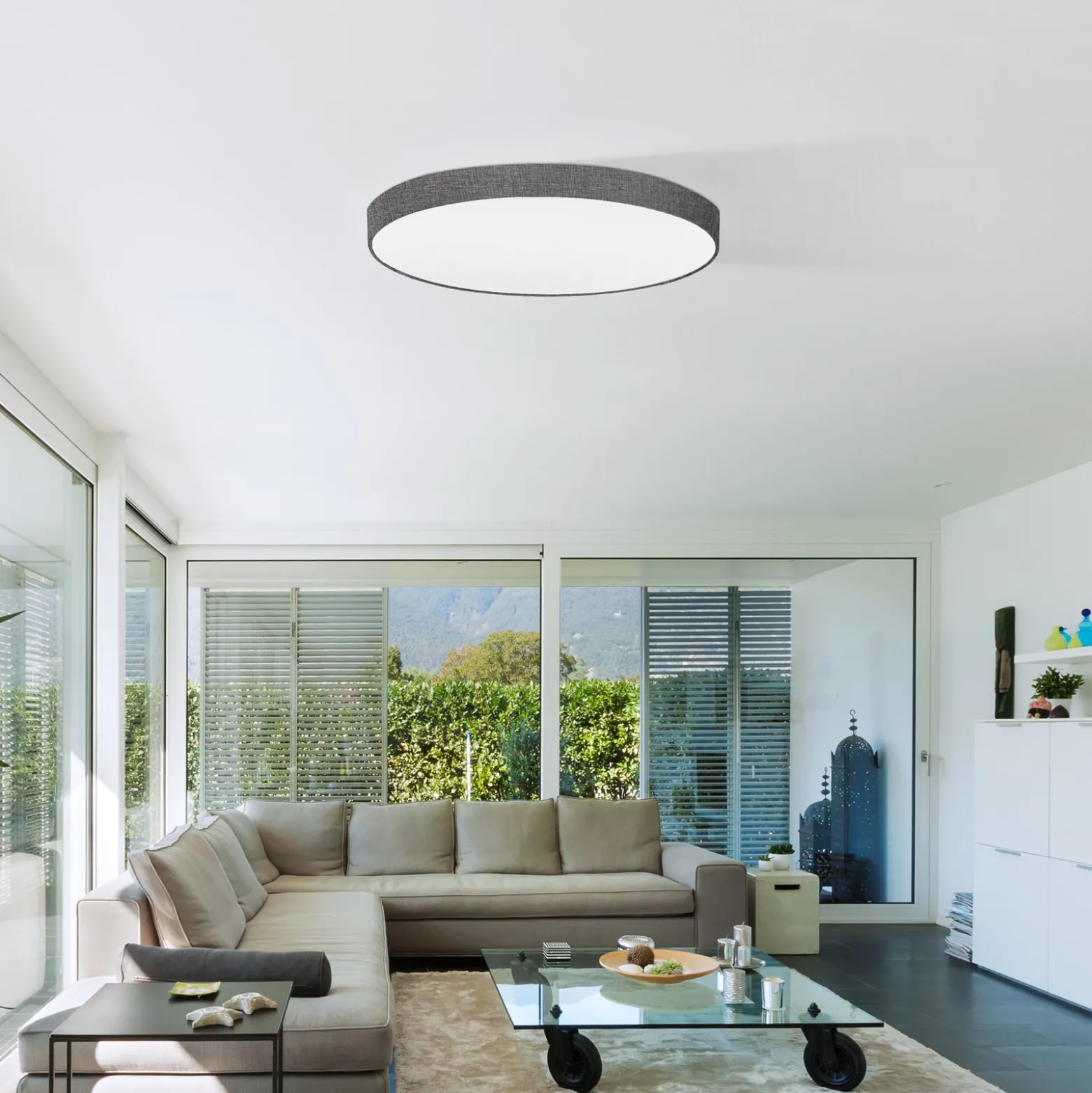 Graue Deckenlampe Pasteri mit Leinenschirm 76 cm