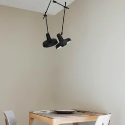 GRUPA Arigato Deckenleuchte 2-flammig 70cm schwarz