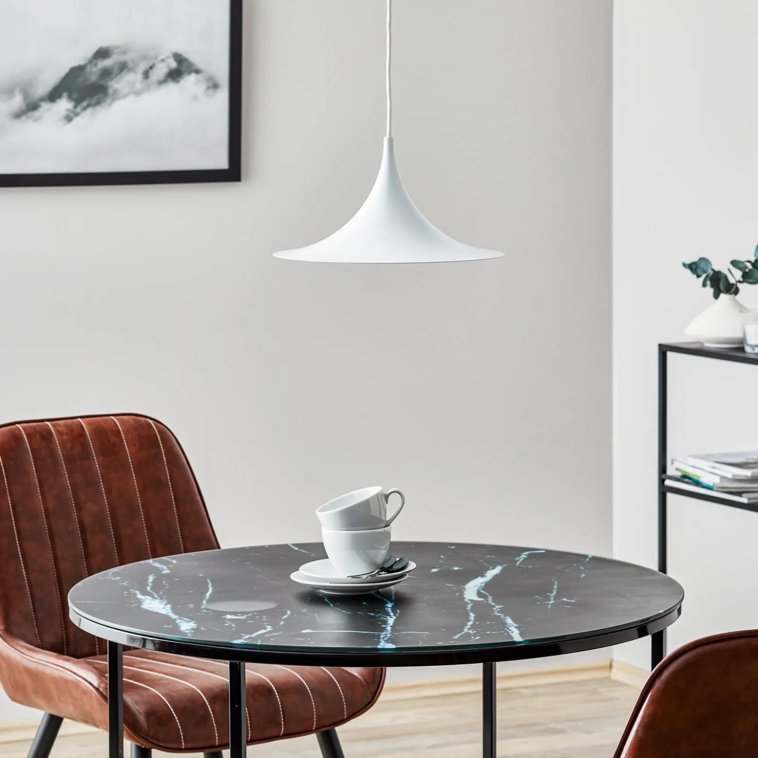 GUBI Hängeleuchte Semi, Ø 30 cm, weiß