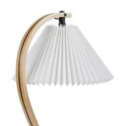 Gubi Tischleuchte Timberline, holz/weiß, Leinen, H 50 cm