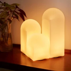 HAY Parade LED-Tischleuchte muschelweiß Höhe 24 cm