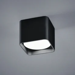 Helestra Dora LED-Deckenleuchte eckig schwarz matt