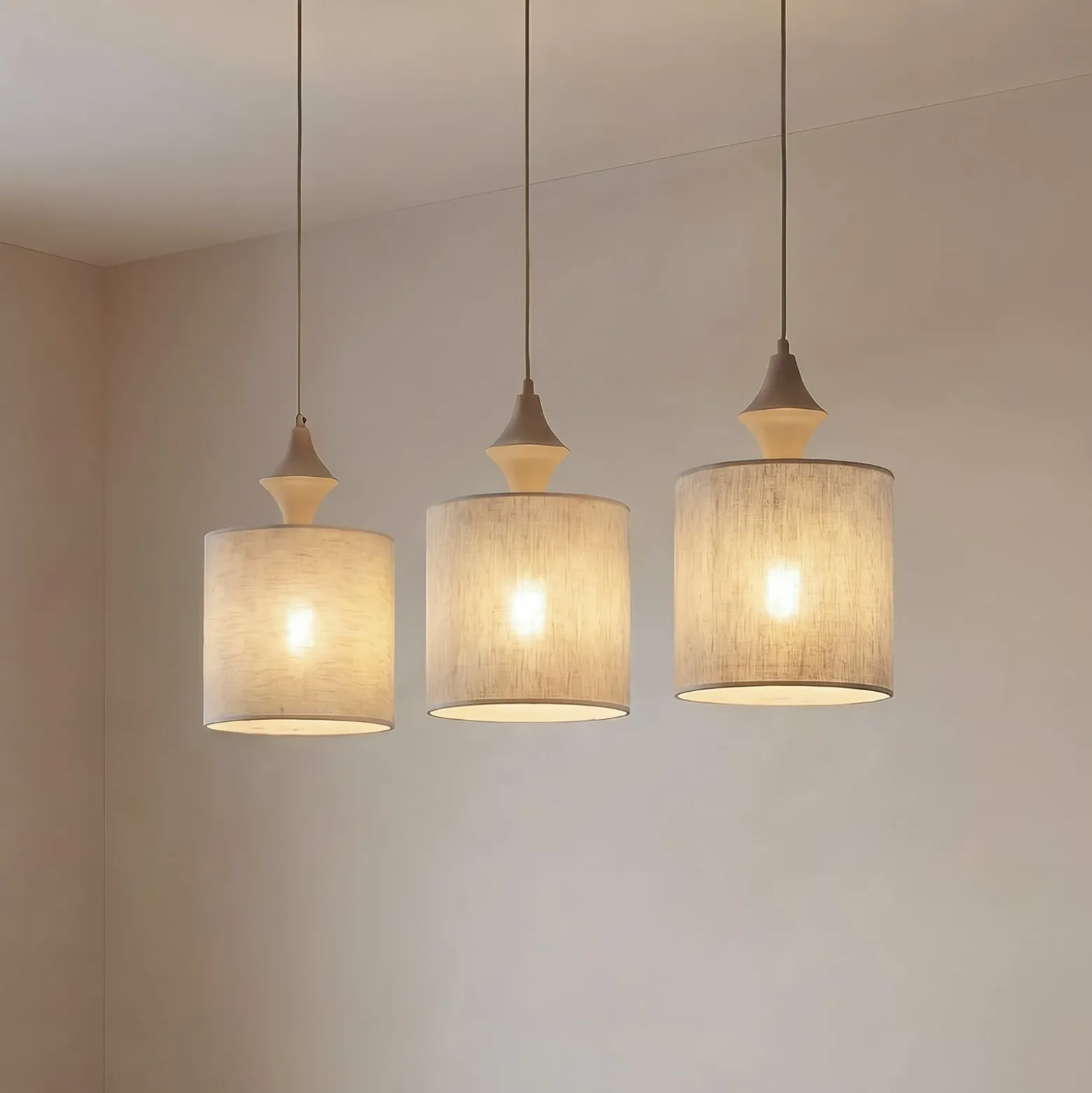 Hängeleuchte Amura, 3-flammig, 105 cm lang, beige/sand, E27
