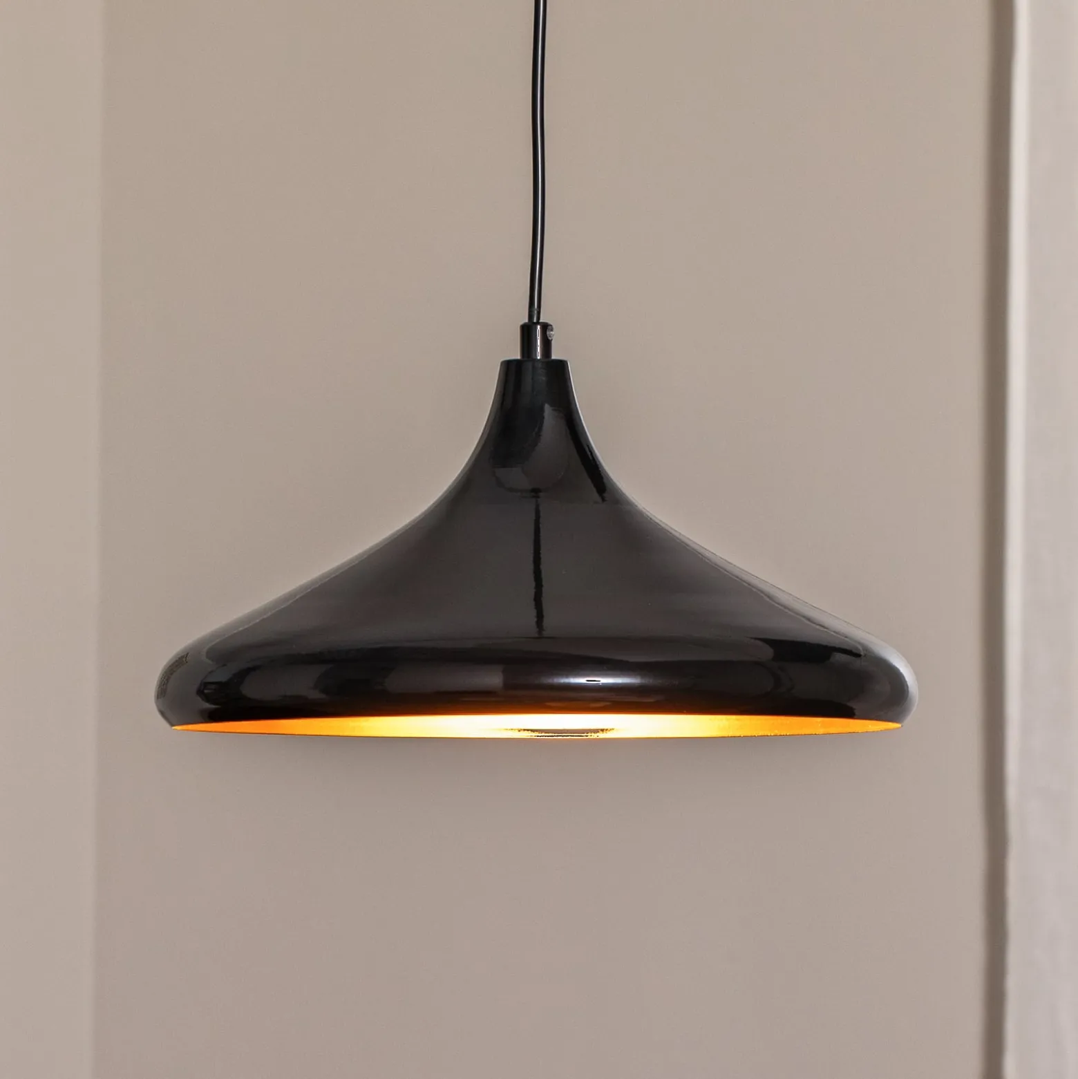 Hängeleuchte Berceste 207-S Ø35cm schwarz/gold