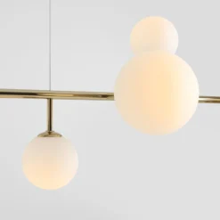 Hängeleuchte Dione, opal/gold, 9-flammig
